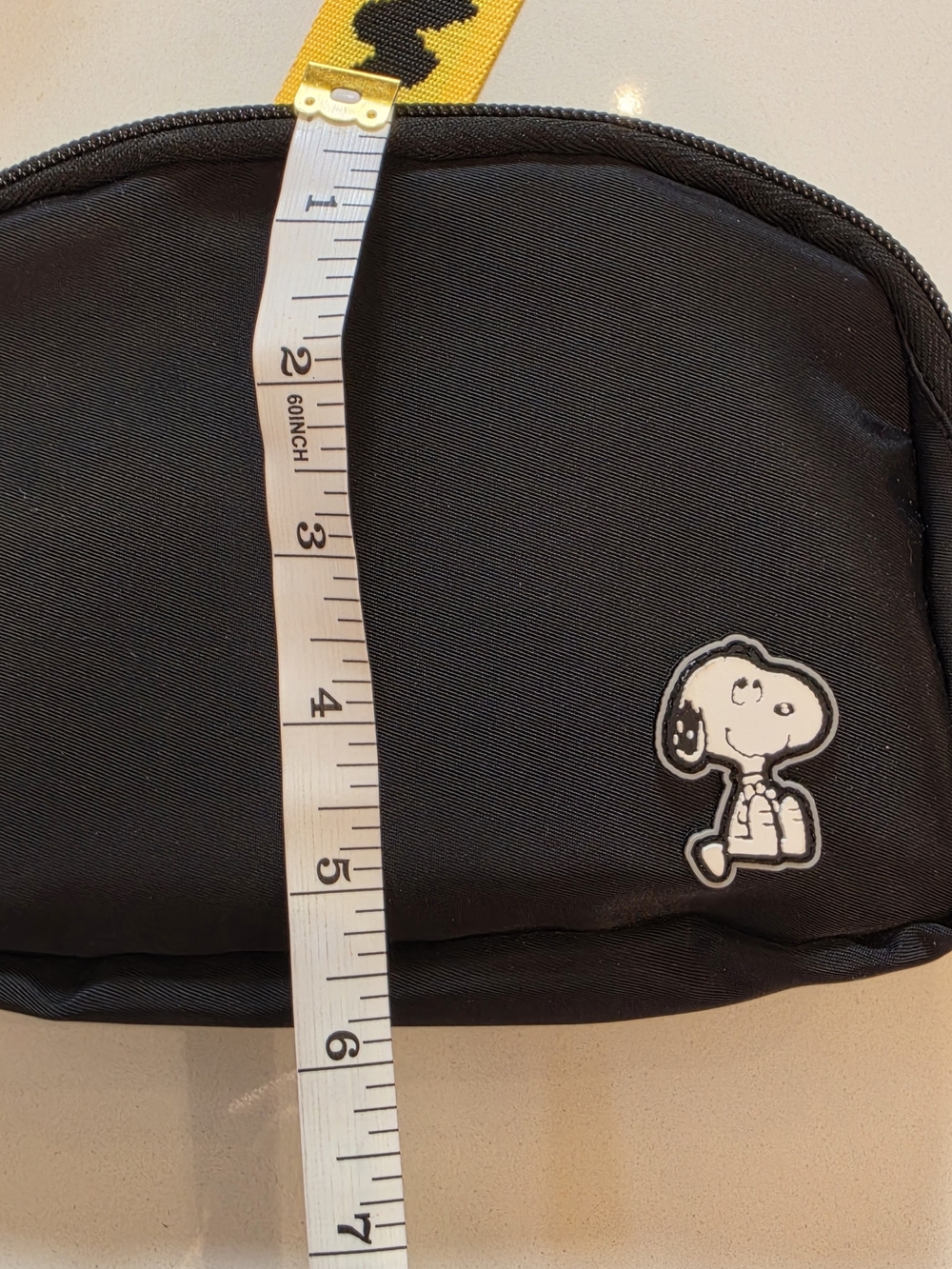 Peanuts Snoopy Belt/Crossbody Bag with Yellow Zigzag Strap - Picture 8 of 11